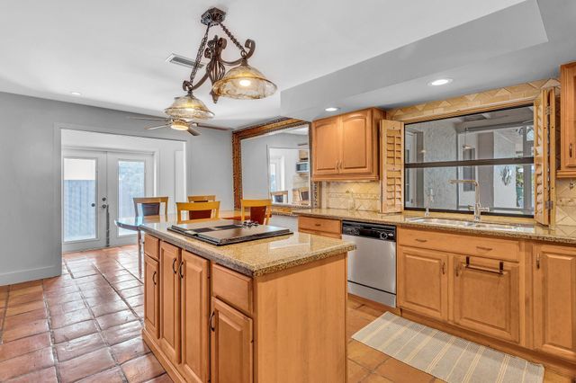 10133 NW 2nd Street, Coral Springs, FL 33071