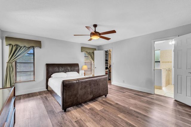 10133 NW 2nd Street, Coral Springs, FL 33071