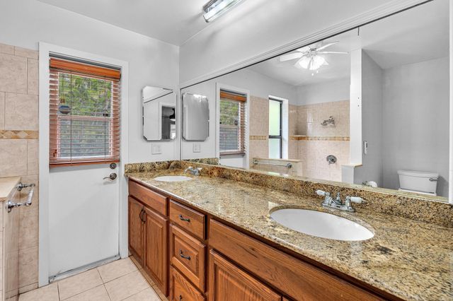 10133 NW 2nd Street, Coral Springs, FL 33071