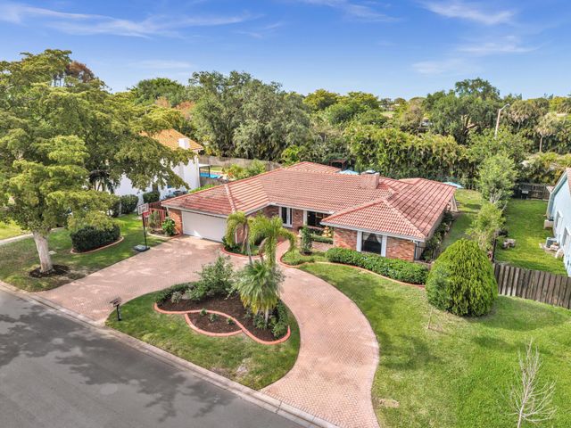 10133 NW 2nd Street, Coral Springs, FL 33071