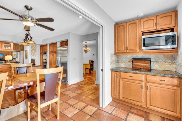 10133 NW 2nd Street, Coral Springs, FL 33071