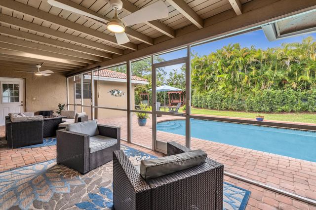 10133 NW 2nd Street, Coral Springs, FL 33071
