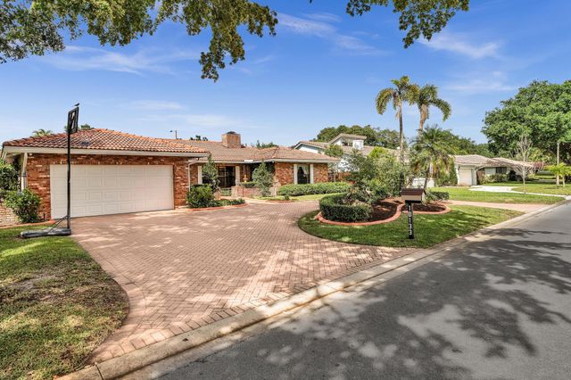 10133 NW 2nd Street, Coral Springs, FL 33071