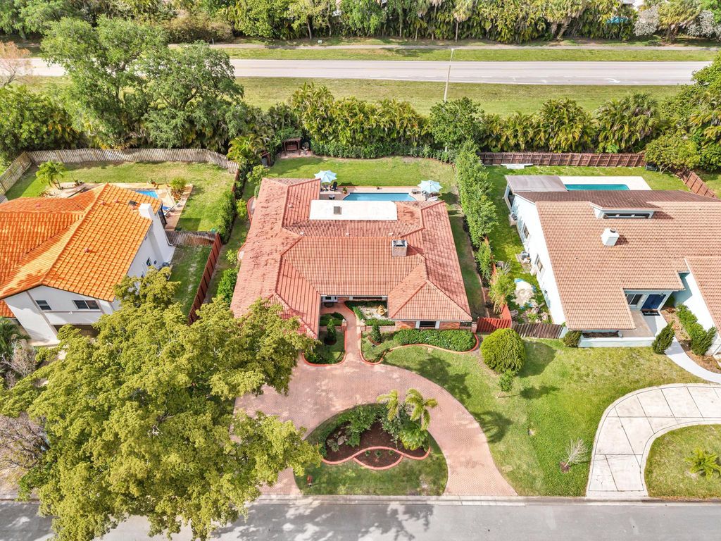 10133 NW 2nd Street, Coral Springs, FL 33071