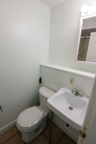 103 Essex 1, Saugus, MA 01906