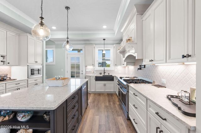 3214 E Dolphin Drive, Oak Island, NC 28465