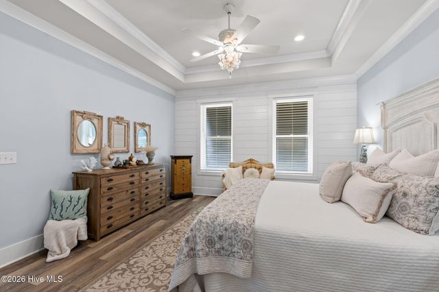 3214 E Dolphin Drive, Oak Island, NC 28465