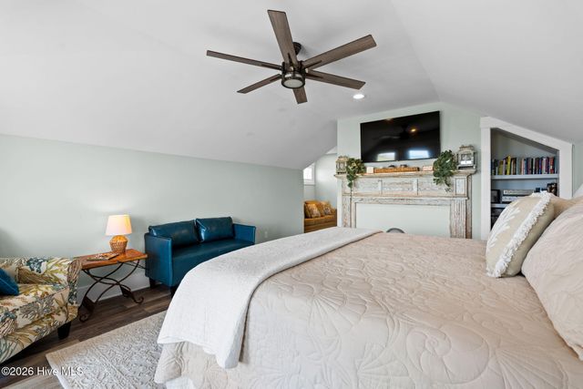 3214 E Dolphin Drive, Oak Island, NC 28465