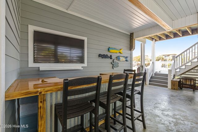 3214 E Dolphin Drive, Oak Island, NC 28465