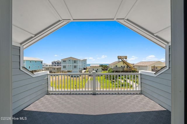 3214 E Dolphin Drive, Oak Island, NC 28465