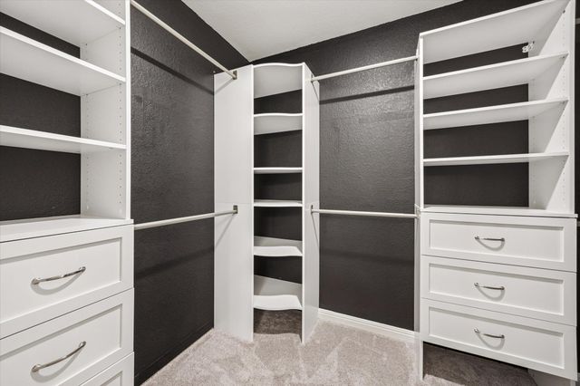 208 Night Riders WAY, Jarrell, TX 76537