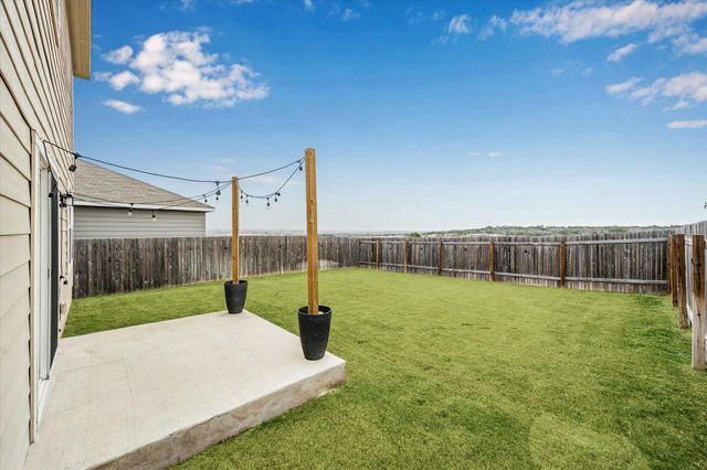 208 Night Riders WAY, Jarrell, TX 76537