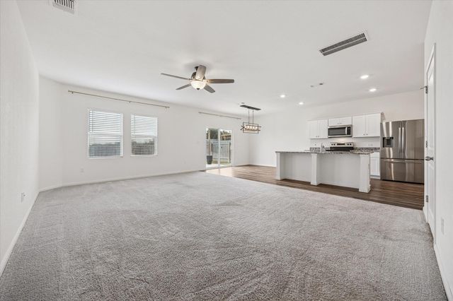 208 Night Riders WAY, Jarrell, TX 76537