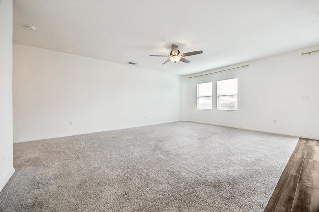 208 Night Riders WAY, Jarrell, TX 76537