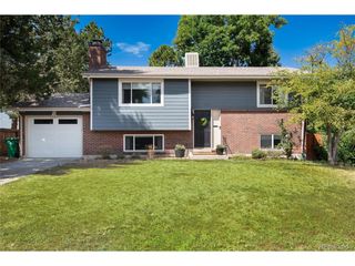 7175 S Penrose Ct, Centennial, CO 80122