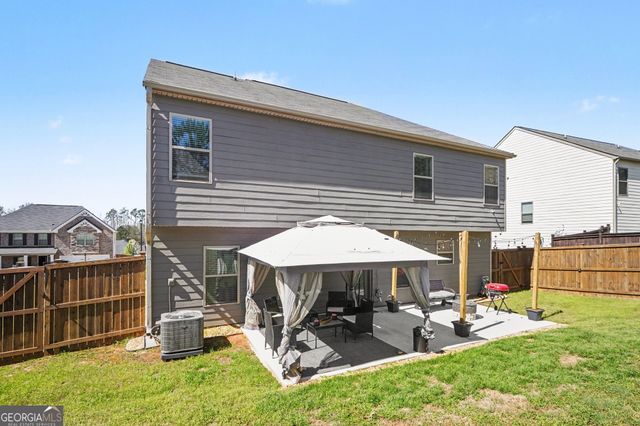 424 Toronto Circle, Hampton, GA 30228