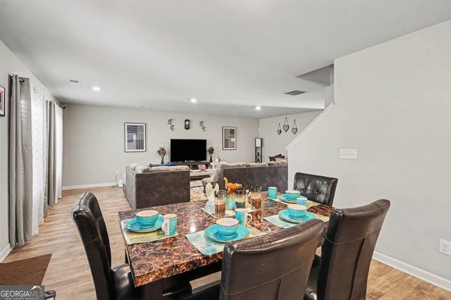 424 Toronto Circle, Hampton, GA 30228