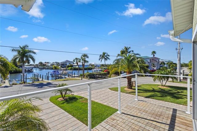 12176 Siesta DR, Fort Myers Beach, FL 33931