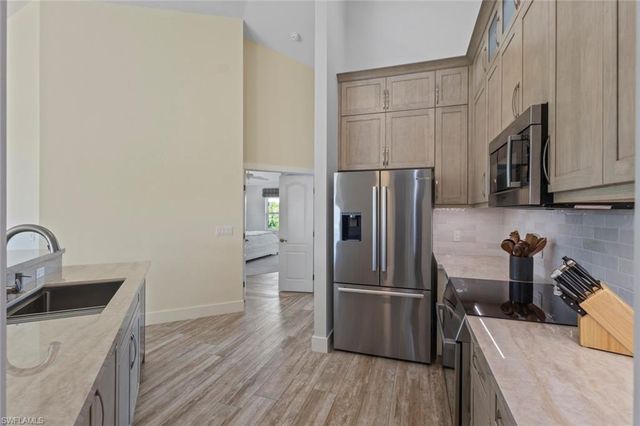 12176 Siesta DR, Fort Myers Beach, FL 33931