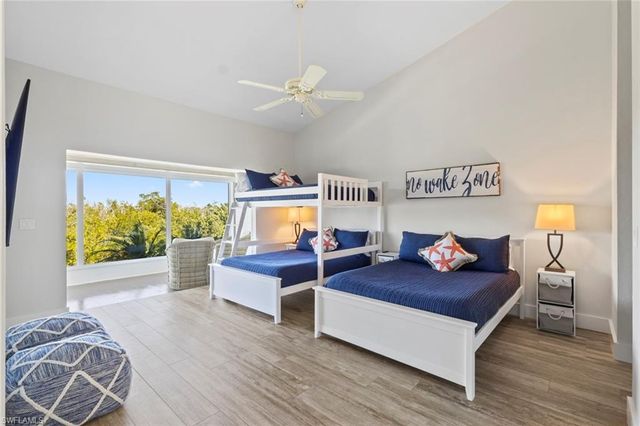 12176 Siesta DR, Fort Myers Beach, FL 33931