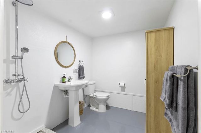 12176 Siesta DR, Fort Myers Beach, FL 33931