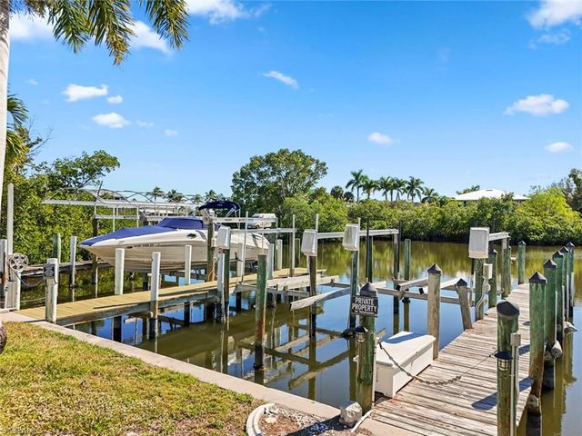 12176 Siesta DR, Fort Myers Beach, FL 33931