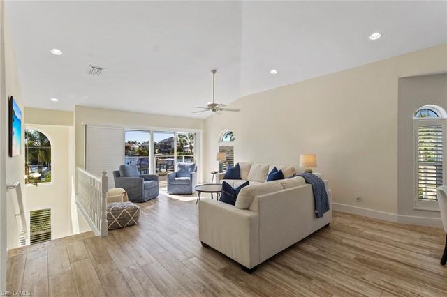 12176 Siesta DR, Fort Myers Beach, FL 33931