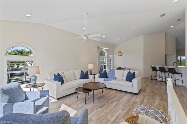 12176 Siesta DR, Fort Myers Beach, FL 33931