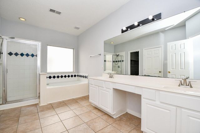 3019 Red Oak Leaf Trail, Houston, TX 77084