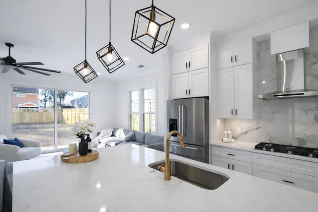 5481 Turner Street, North Charleston, SC 29406