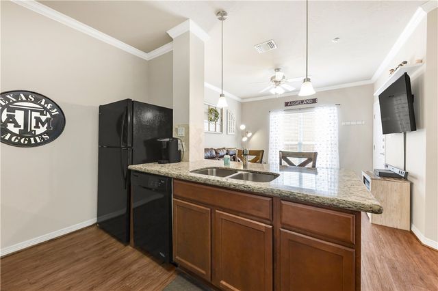 1198 Jones Butler Road 1806, College Station, TX 77840