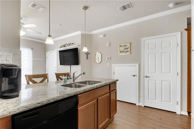 1198 Jones Butler Road 1806, College Station, TX 77840