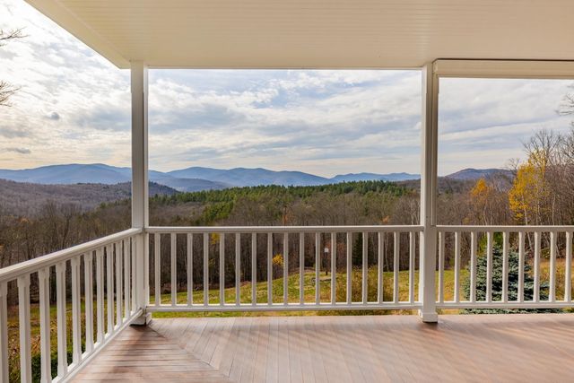 238 South Hollow Lane, Rochester, VT 05767