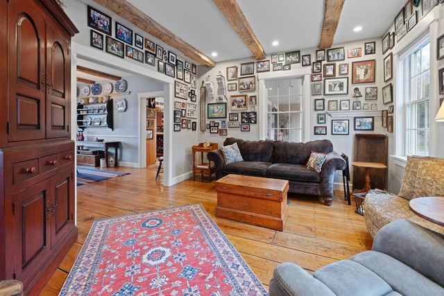 238 South Hollow Lane, Rochester, VT 05767