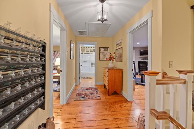 238 South Hollow Lane, Rochester, VT 05767