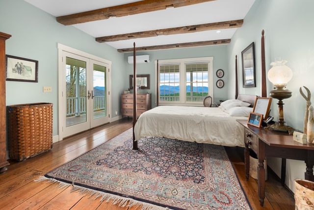 238 South Hollow Lane, Rochester, VT 05767