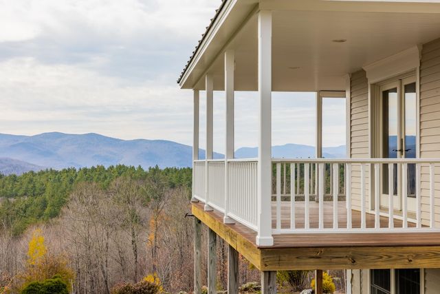 238 South Hollow Lane, Rochester, VT 05767