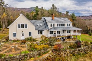 238 South Hollow Lane, Rochester, VT 05767