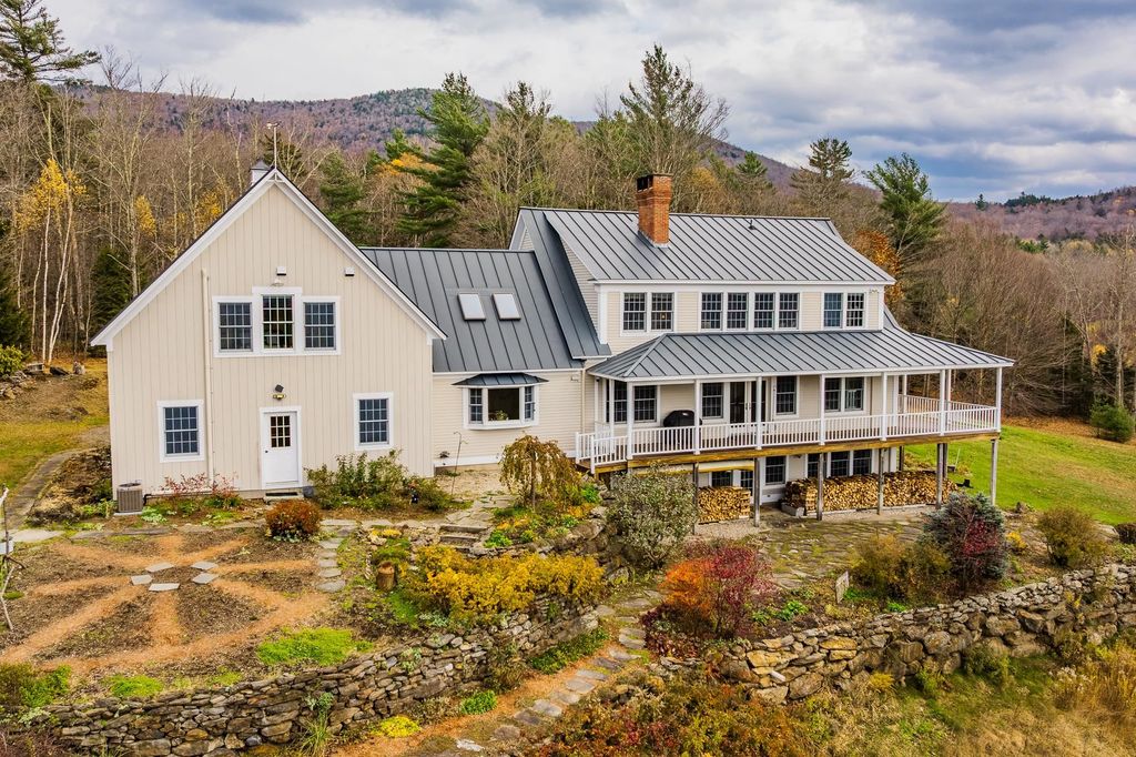 238 South Hollow Lane, Rochester, VT 05767