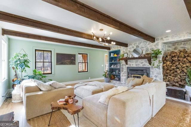 456 W McIntosh Road, Brooks, GA 30205