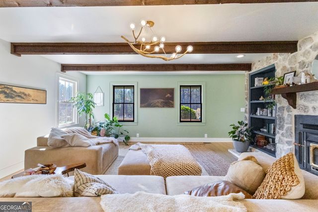 456 W McIntosh Road, Brooks, GA 30205