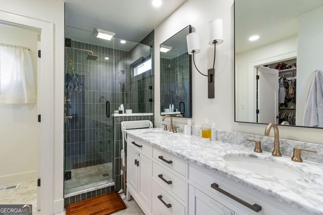 456 W McIntosh Road, Brooks, GA 30205