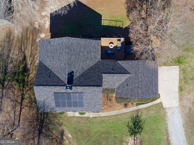 456 W McIntosh Road, Brooks, GA 30205