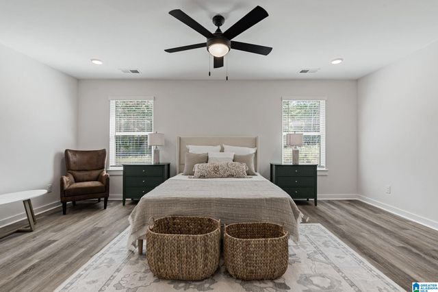 223 VILLAGE PARKWAY, Helena, AL 35080