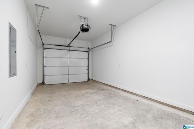 223 VILLAGE PARKWAY, Helena, AL 35080