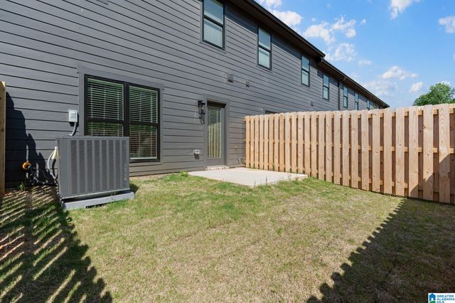 223 VILLAGE PARKWAY, Helena, AL 35080