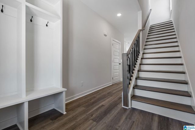 223 VILLAGE PARKWAY, Helena, AL 35080