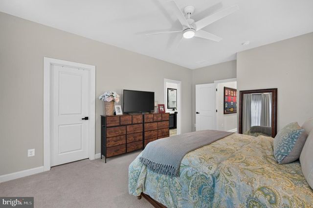 3722 MCLEAN AVE, Fairfax, VA 22030