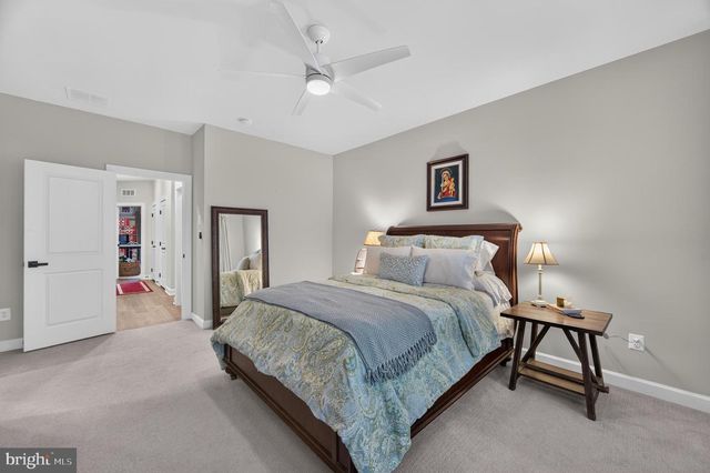 3722 MCLEAN AVE, Fairfax, VA 22030