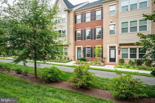 3722 MCLEAN AVE, Fairfax, VA 22030